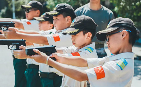 杭州聚冠教育14天梦想成长军事营